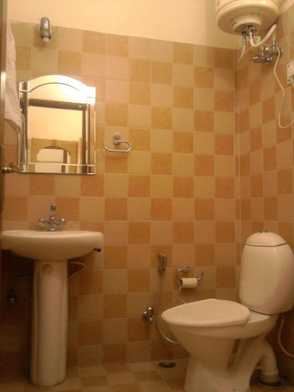 Sapphire Inn Bhīm Tāl Zewnętrze zdjęcie
